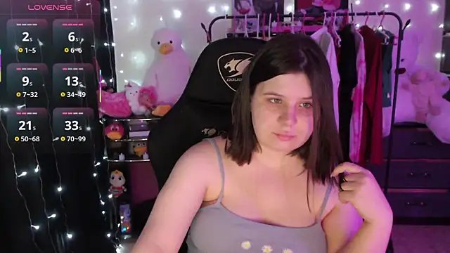 AmyVibess online show from 8, 6, 2026