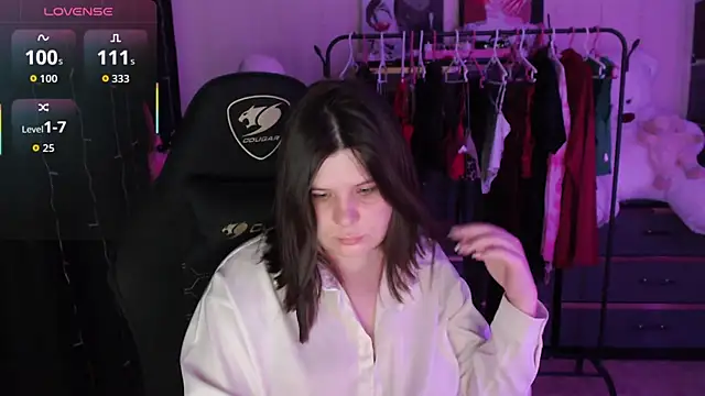AmyVibess online show from 4, 6, 2026