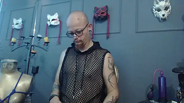 Snapshot of zain_kreigger chatting on 15, 2, 2026 zain kreigger online show from 15, 2, 2026