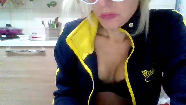 Kelly80 online show from 4, 11, 2025