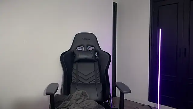 s meow online show from 28, 11, 2025