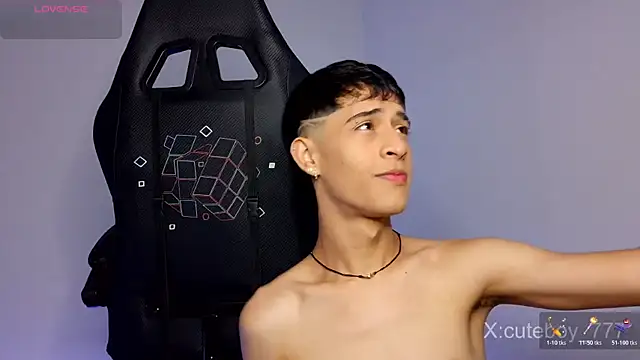 Danny cute 05 online show from 28, 11, 2025