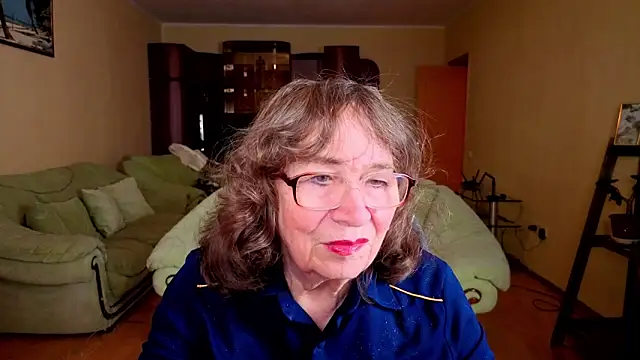 Betty Brick online show from 3, 12, 2025