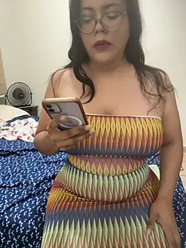 Snapshot of karysweetbeaury chatting on 27, 9, 2025 karysweetbeaury online show from 27, 9, 2025