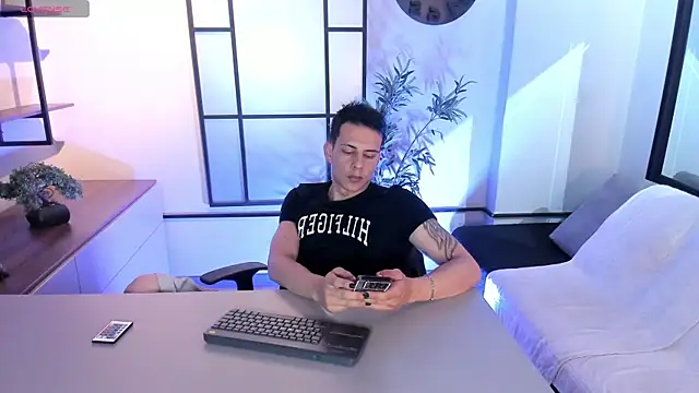 Snapshot of Dustin_Sonne chatting on 15, 10, 2025 Dustin Sonne online show from 15, 10, 2025