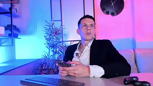 Dustin Sonne online show from 5, 12, 2025