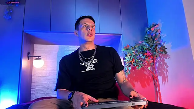 Dustin Sonne online show from 14, 12, 2025