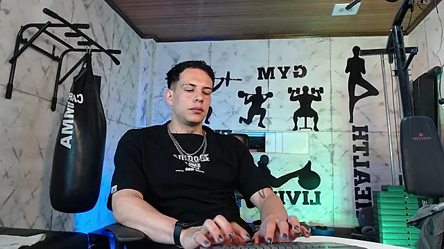Snapshot of Dustin_Sonne chatting on 21, 6, 2026 Dustin Sonne online show from 21, 6, 2026