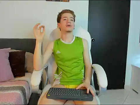 ThiagooJames online show from 6, 3, 2026