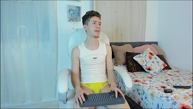 ThiagooJames online show from 31, 10, 2025