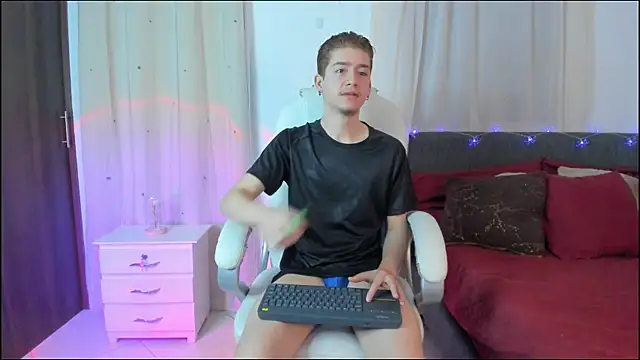 ThiagooJames online show from 6, 1, 2026