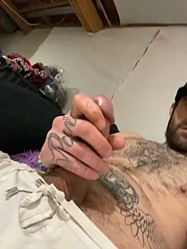 hue-g-rection online show from 3, 3, 2026