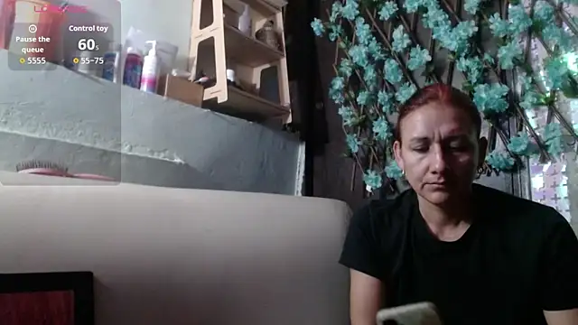 darling hott online show from 5, 2, 2026