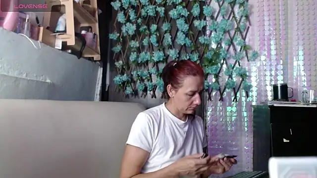 darling hott online show from 21, 4, 2026