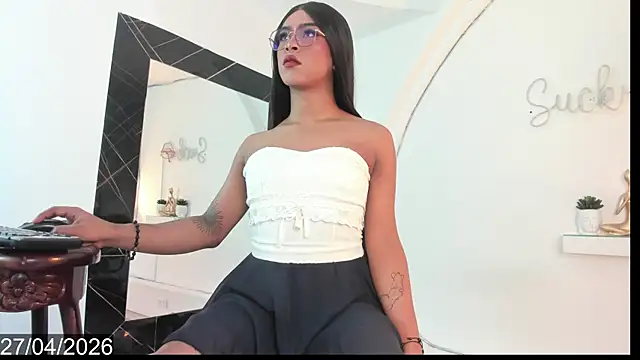 Vicky Hottman online show from 28, 4, 2026