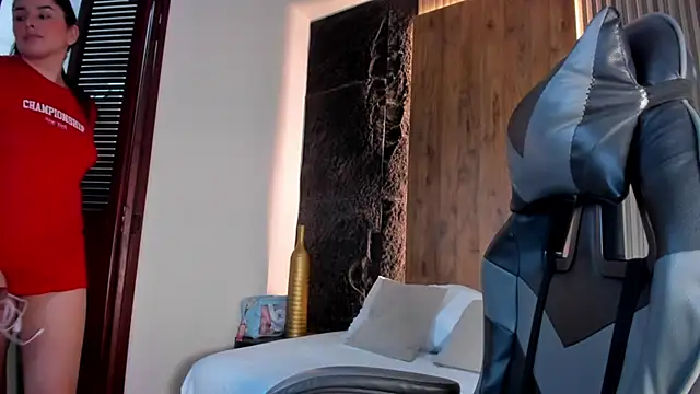 evelin lopezz online show from 2, 12, 2025