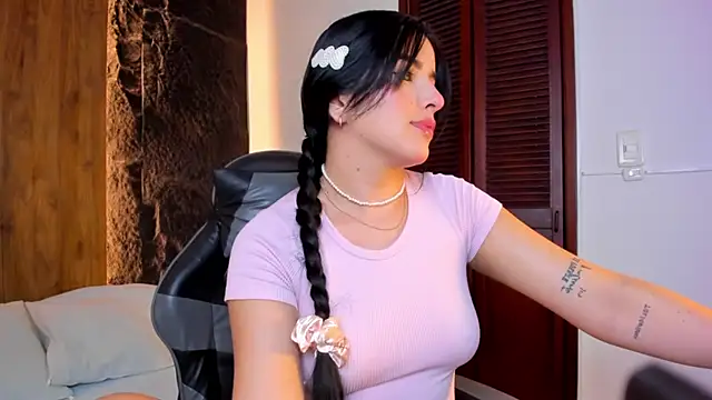 Snapshot of evelin_lopezz chatting on 16, 9, 2025 evelin lopezz online show from 16, 9, 2025