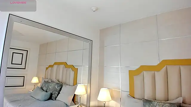 MaddieParker online show from 21, 10, 2025