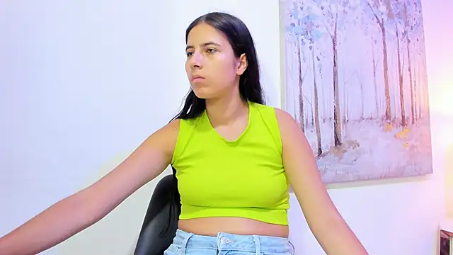 Snapshot of DanniaKross chatting on 23, 10, 2025 DanniaKross online show from 23, 10, 2025