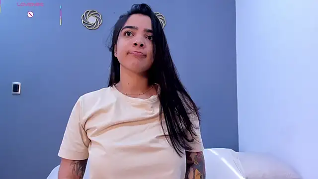 KamilaBetancourt online show from 6, 6, 2026