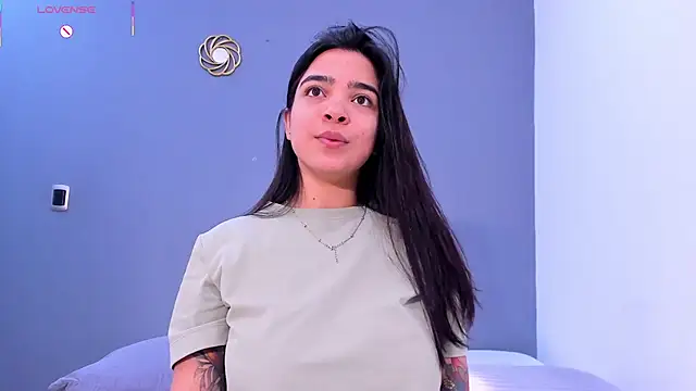 Snapshot of KamilaBetancourt chatting on 25, 6, 2026 KamilaBetancourt online show from 25, 6, 2026