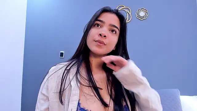 KamilaBetancourt online show from 4, 6, 2026