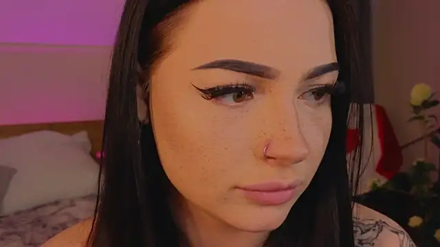 honey     bunny online show from 15, 4, 2026