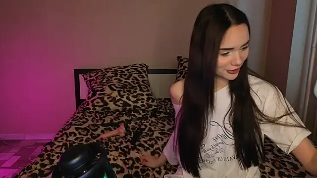 honey     bunny online show from 17, 12, 2025