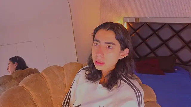 Snapshot of ryo_light chatting on 25, 6, 2026 ryo light online show from 25, 6, 2026
