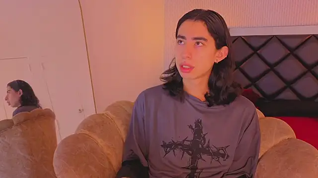 Snapshot of ryo_light chatting on 13, 6, 2026 ryo light online show from 13, 6, 2026