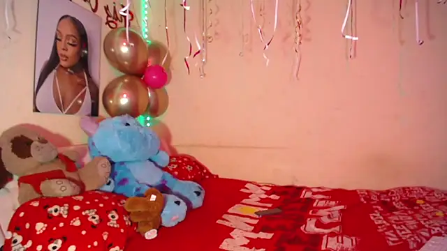 Snapshot of pink_7777 chatting on 13, 11, 2025 pink 7777 online show from 13, 11, 2025