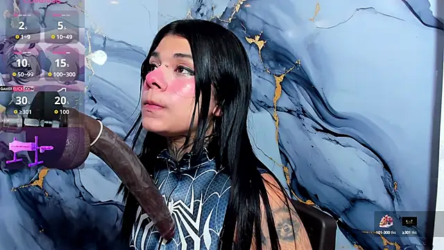 Emily Evo online show from 14, 10, 2025