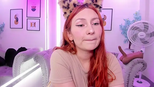 Alicia leclair online show from 7, 11, 2025