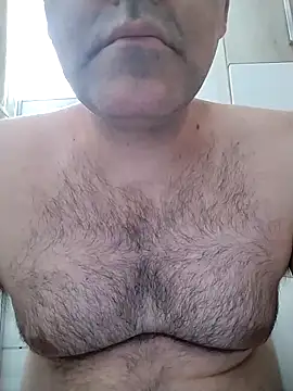 Snapshot of LeoMaduroSP chatting on 22, 4, 2026 LeoMaduroSP online show from 22, 4, 2026