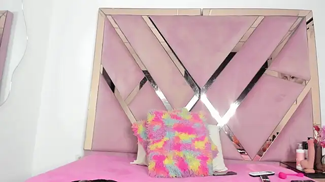 Akiraht online show from 17, 10, 2025