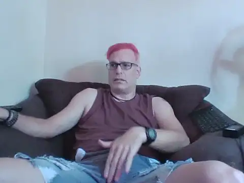 Snapshot of nerdy6 chatting on 13, 10, 2025 nerdy6 online show from 13, 10, 2025