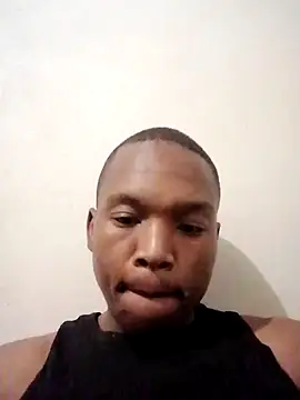 Snapshot of KingCruze chatting on 18, 10, 2025 KingCruze online show from 18, 10, 2025