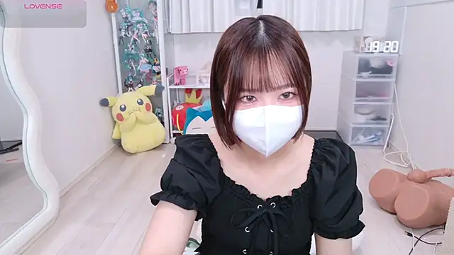Snapshot of chii_chan_o0 chatting on 13, 5, 2026 chii chan o0 online show from 13, 5, 2026