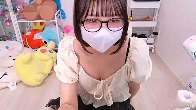 Snapshot of chii_chan_o0 chatting on 19, 7, 2026 chii chan o0 online show from 19, 7, 2026