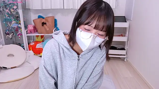 Snapshot of chii_chan_o0 chatting on 13, 7, 2026 chii chan o0 online show from 13, 7, 2026
