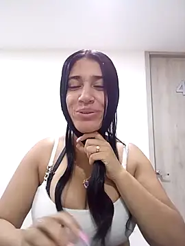 Snapshot of Samantha_hotly chatting on 14, 10, 2025 Samantha hotly online show from 14, 10, 2025