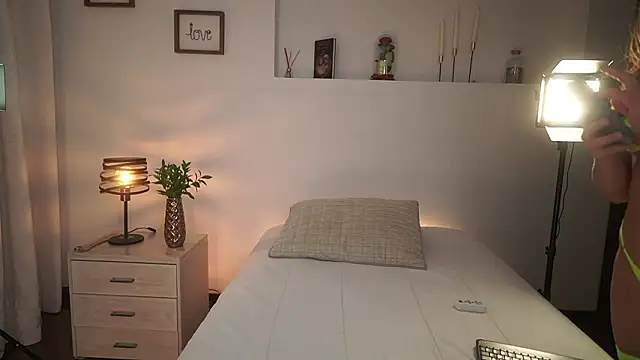 ximena cortez 03 online show from 21, 3, 2026