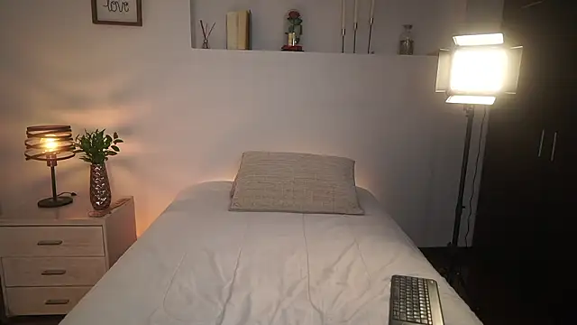 ximena cortez 03 online show from 26, 3, 2026