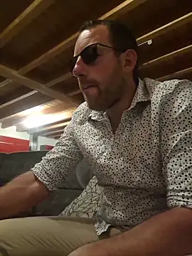 Snapshot of BrunJulienMetis chatting on 29, 5, 2026 BrunJulienMetis online show from 29, 5, 2026