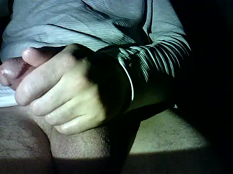 Snapshot of photo3995 chatting on 4, 10, 2025 photo3995 online show from 4, 10, 2025