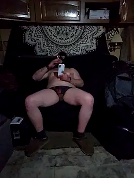 JoeyUhOh online show from 11, 11, 2025