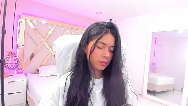 Snapshot of samantaa_shy chatting on 3, 5, 2026 samantaa shy online show from 3, 5, 2026