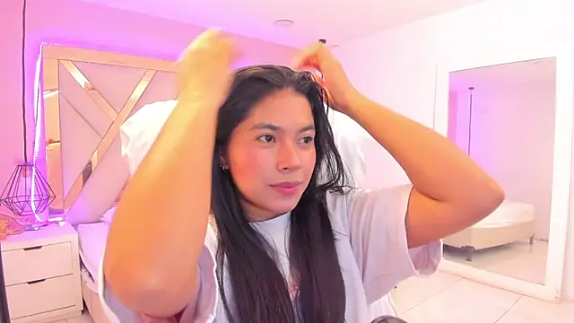 samantaa shy online show from 15, 4, 2026