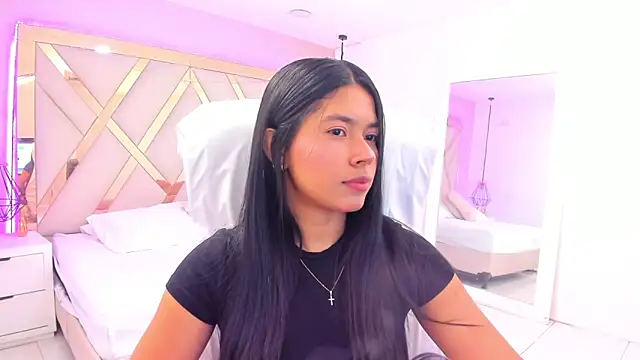 samantaa shy online show from 13, 4, 2026