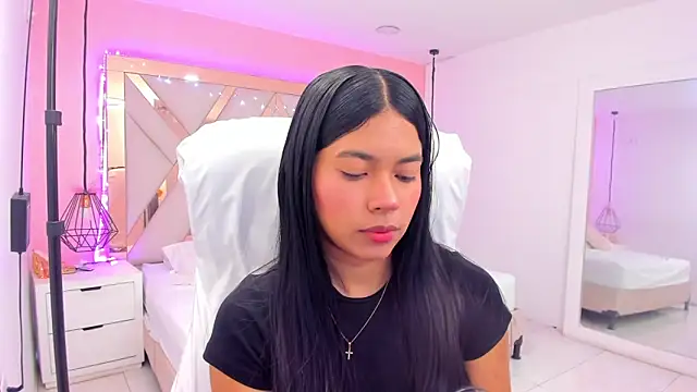 samantaa shy online show from 21, 4, 2026